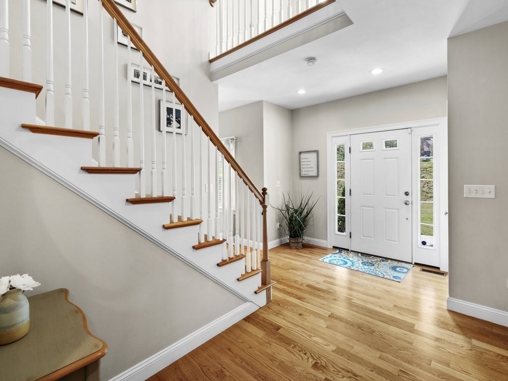 294 Country Club Way