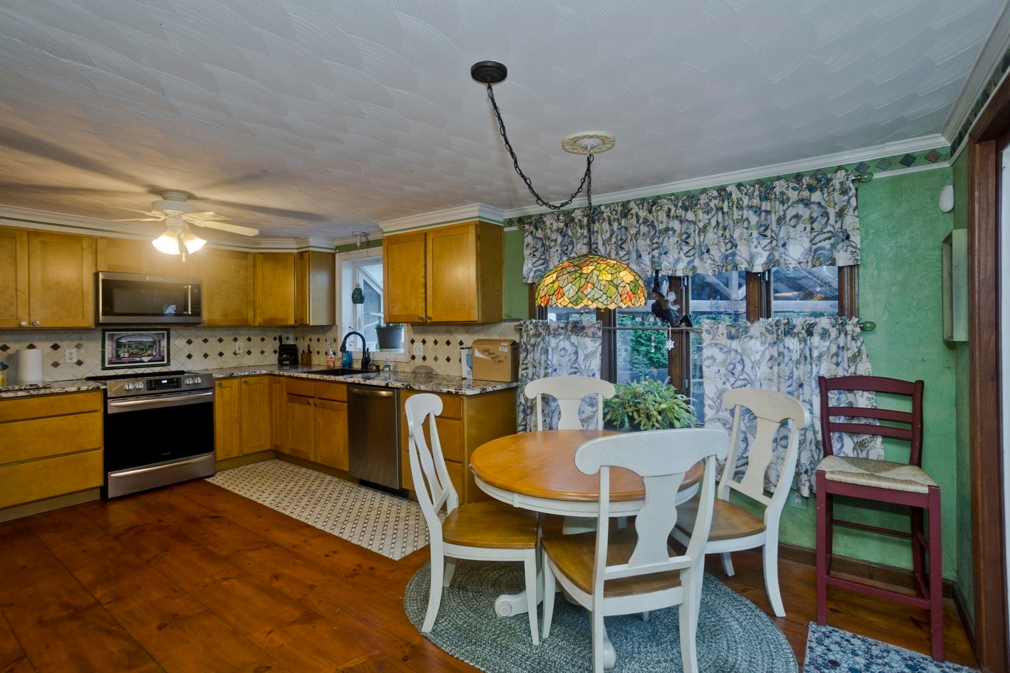 42 Glenn Dr, Wilbraham, MA Photo #5