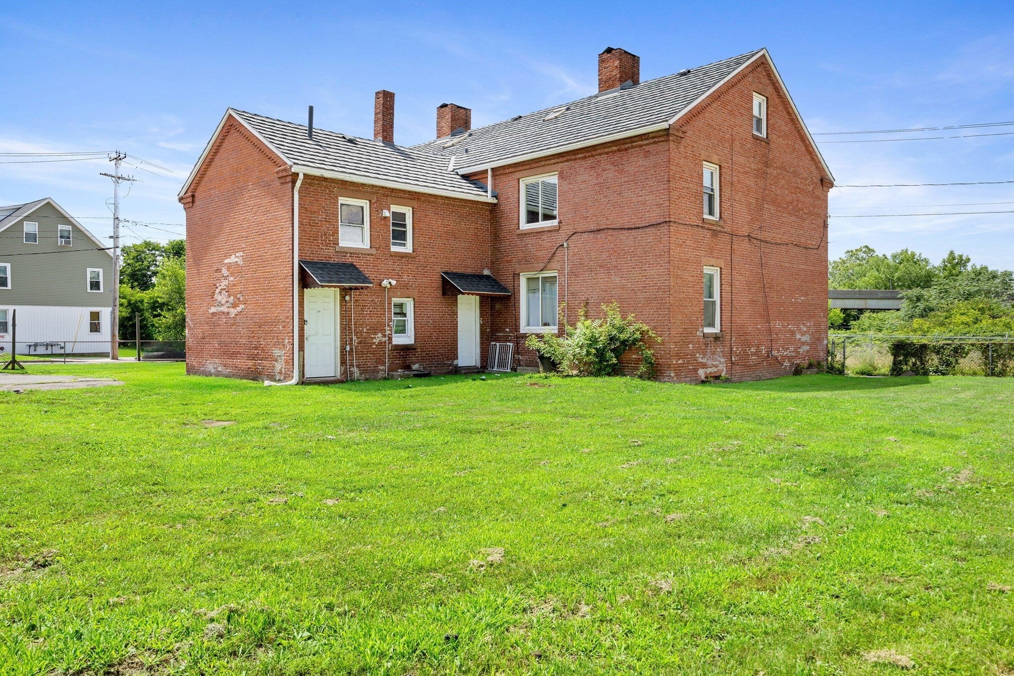 64-66 Front St