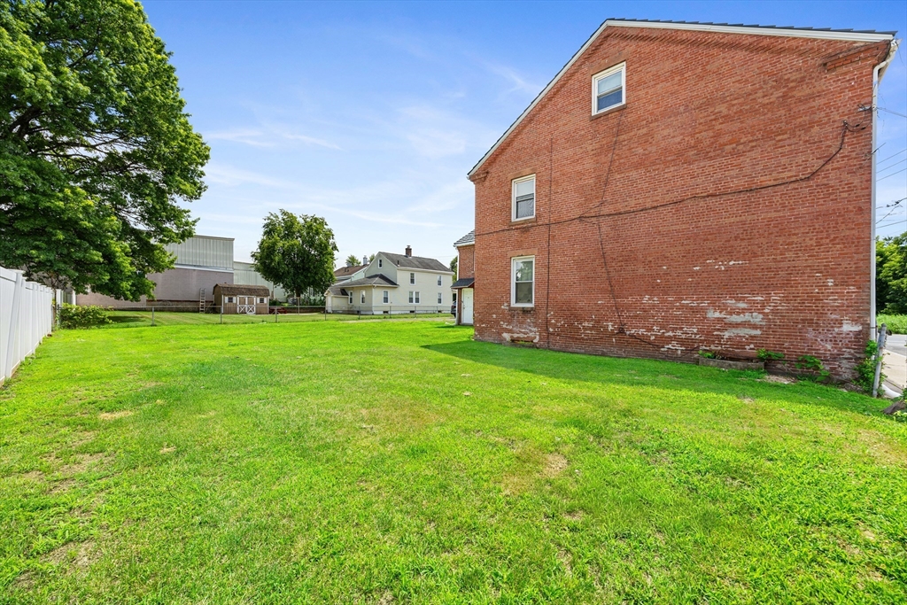 64-66 Front St, Chicopee, MA, 64-66 Front St, Chicopee, MA Photo #19