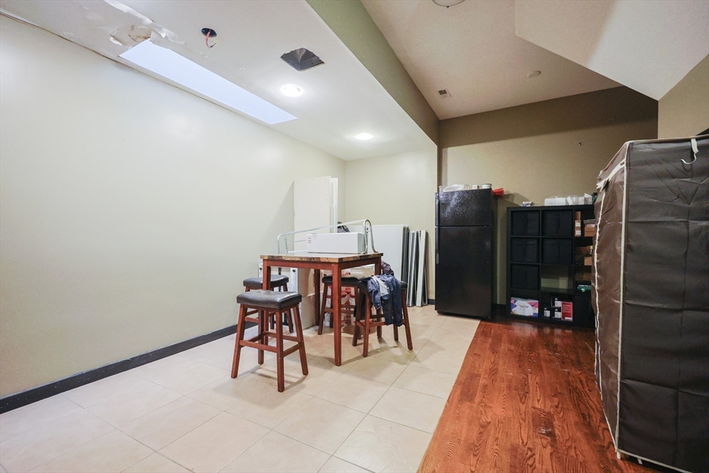 1134 American Legion Hwy B