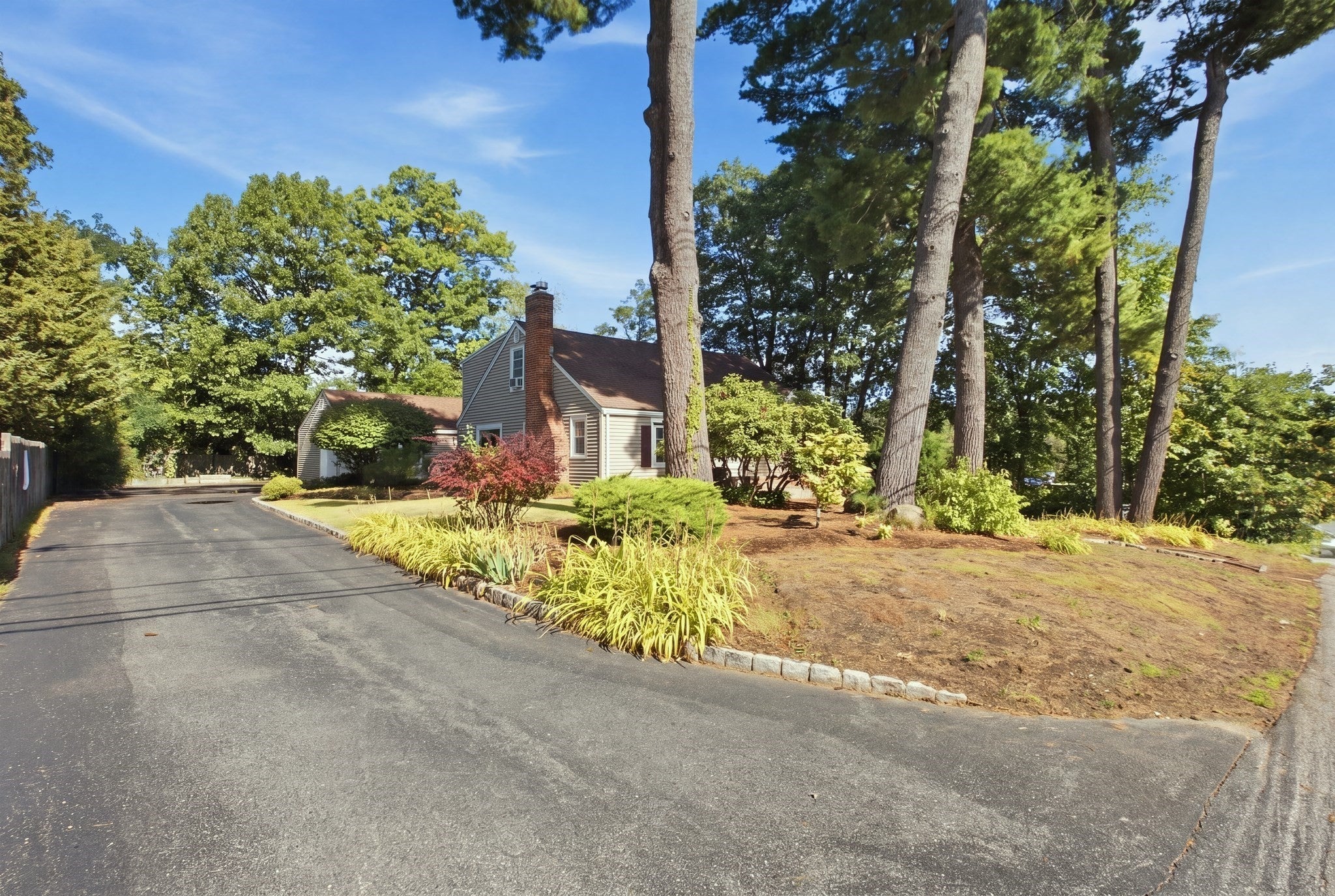 1 Great Pines Ave, Burlington, MA Photo #30