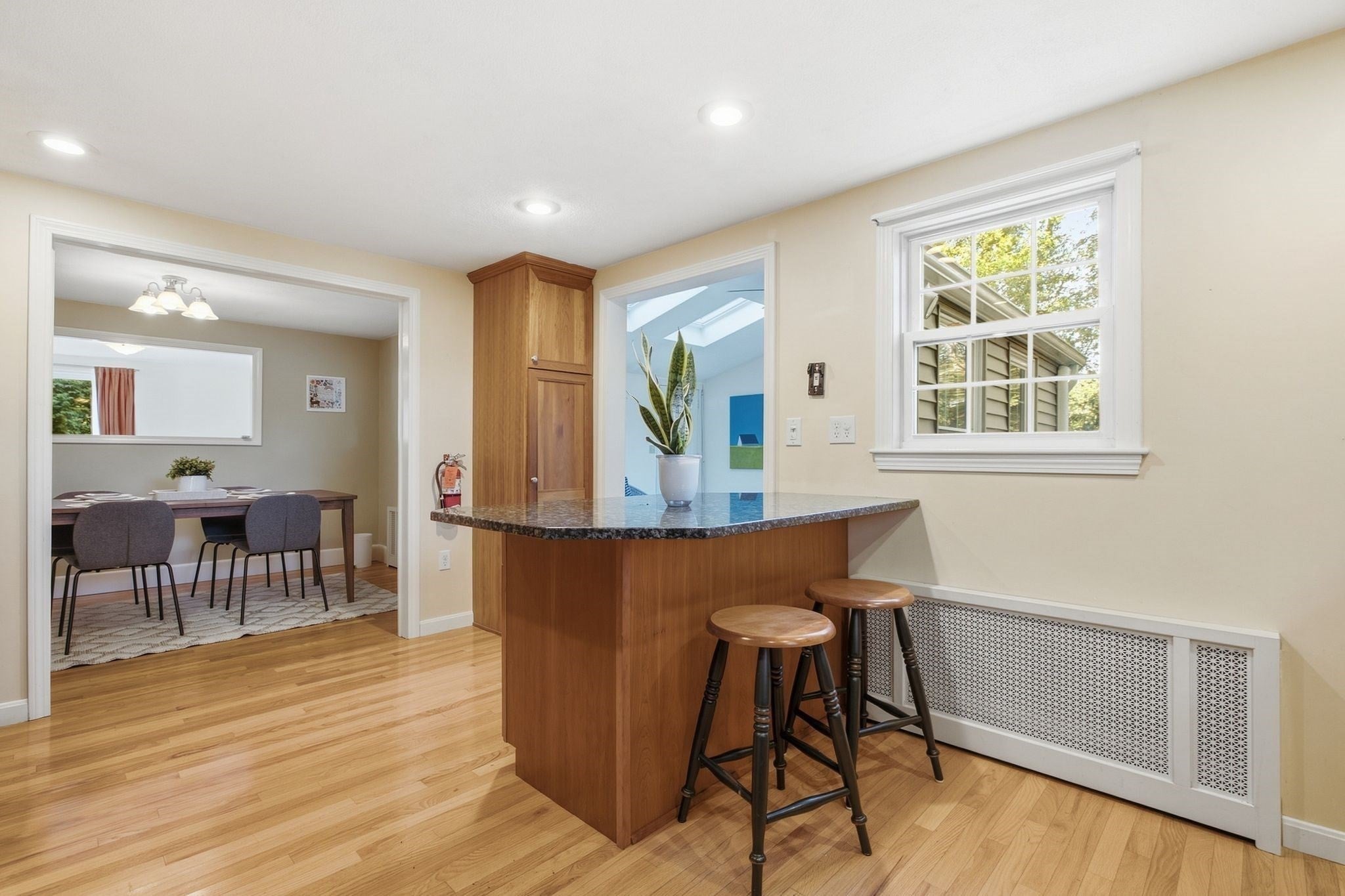 1 Great Pines Ave, Burlington, MA Photo #9