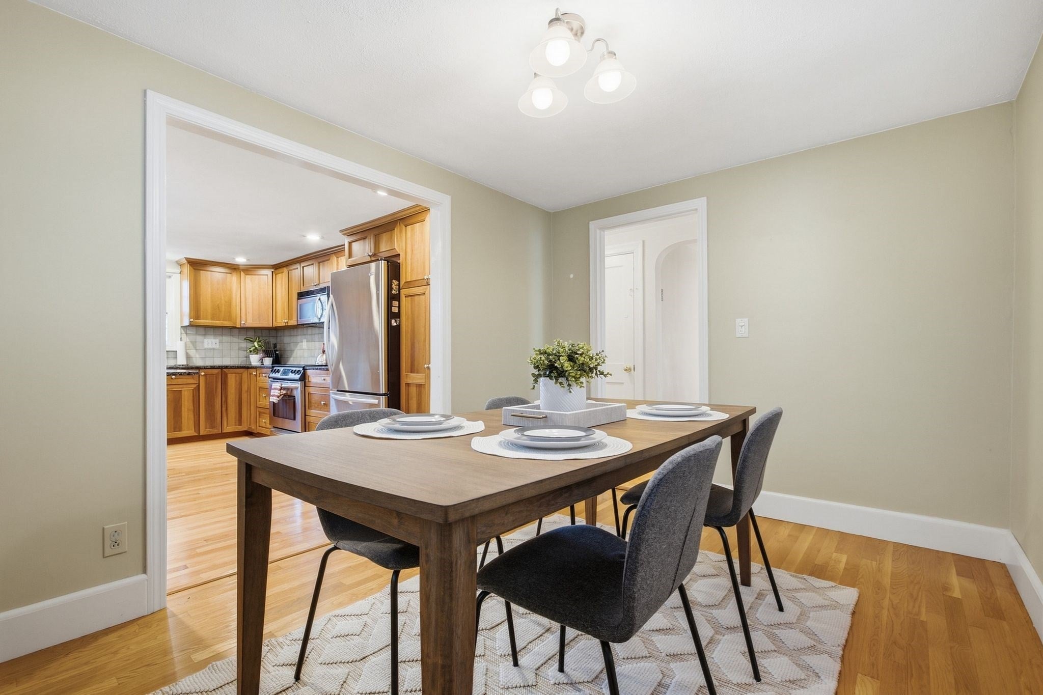 1 Great Pines Ave, Burlington, MA Photo #19