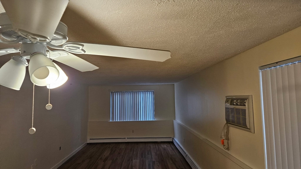 688 Boston Post Rd E 103