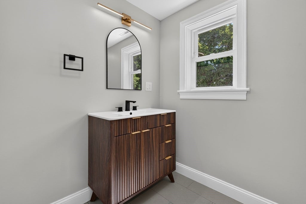 27 Rollins ST #A, Groveland, MA, 27 Rollins ST #A, Groveland, MA Photo #9