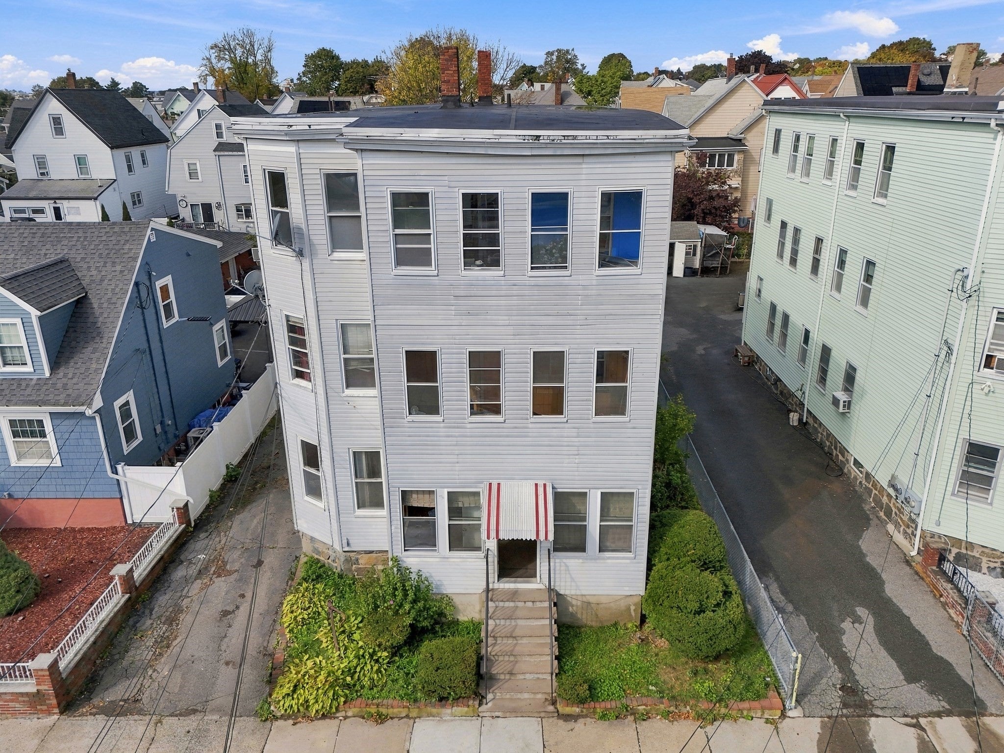 Photo of 86 Francis ST, Everett, MA