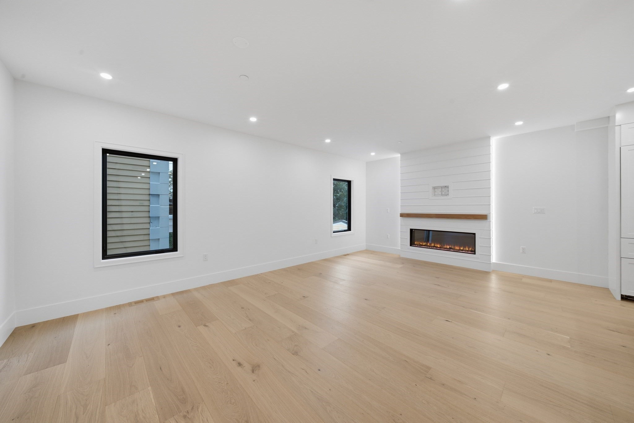 421 East 6th Street TH3