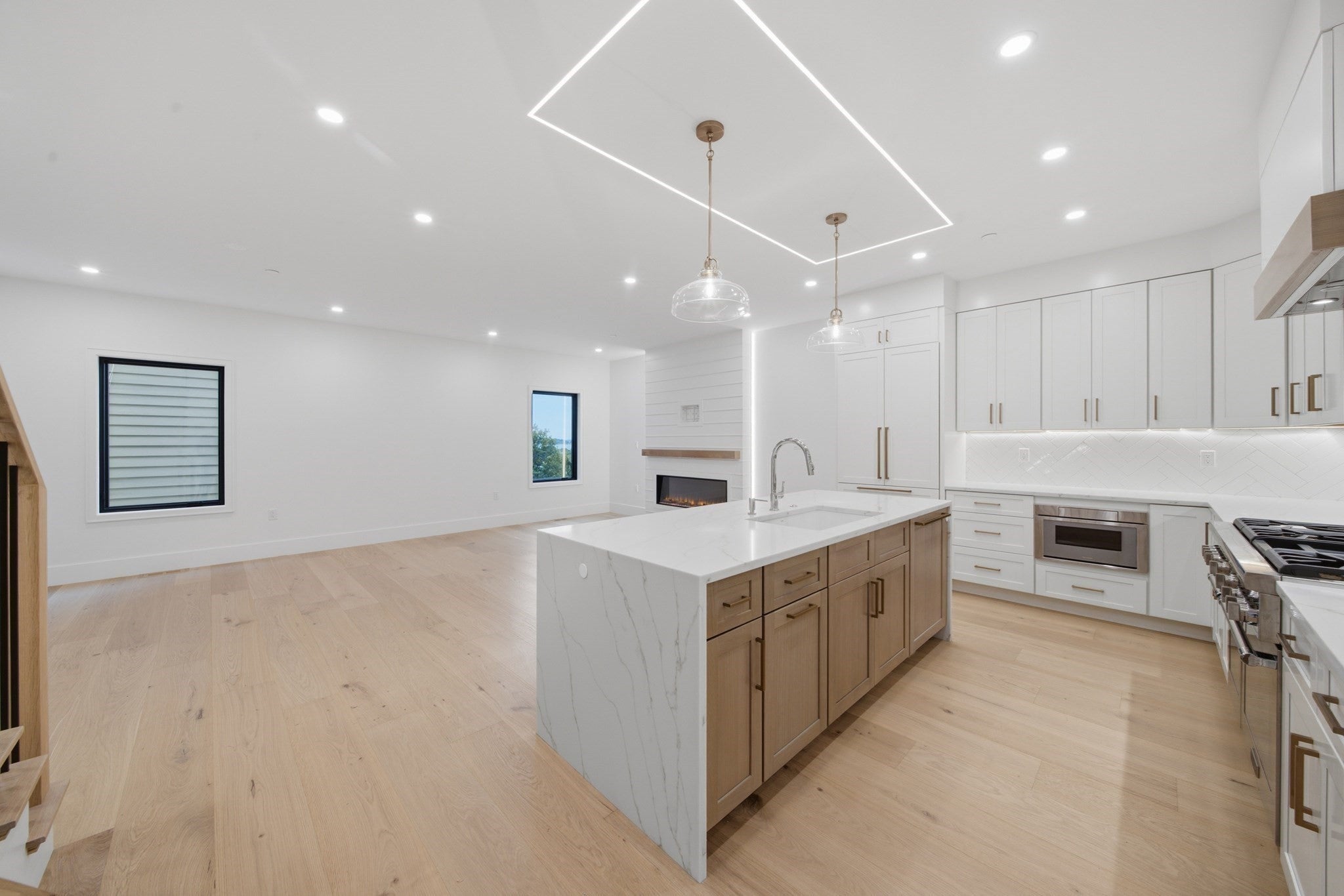 421 East 6th Street TH3
