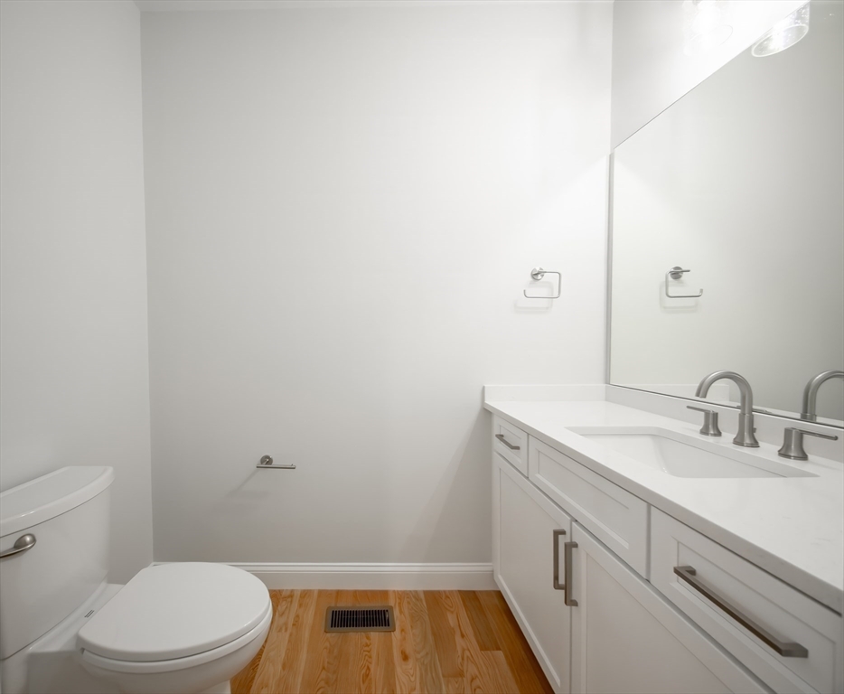 18 Strongwater Drive