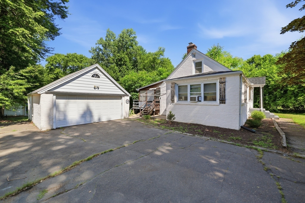 1178 Main Street