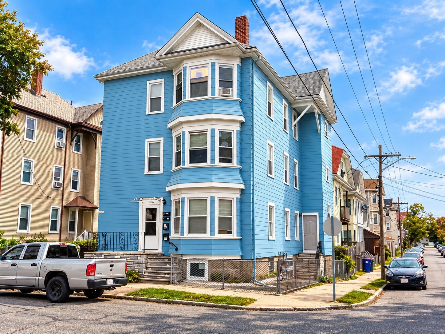 106 Richmond St