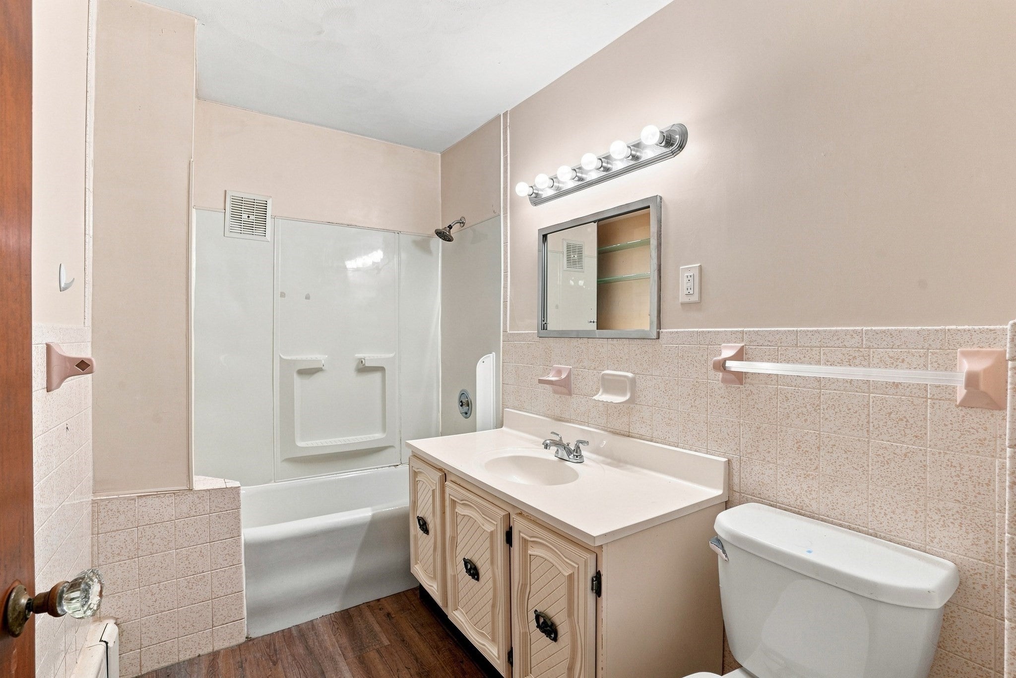 39 Bell St, Chicopee, MA, 39 Bell St, Chicopee, MA Photo #9