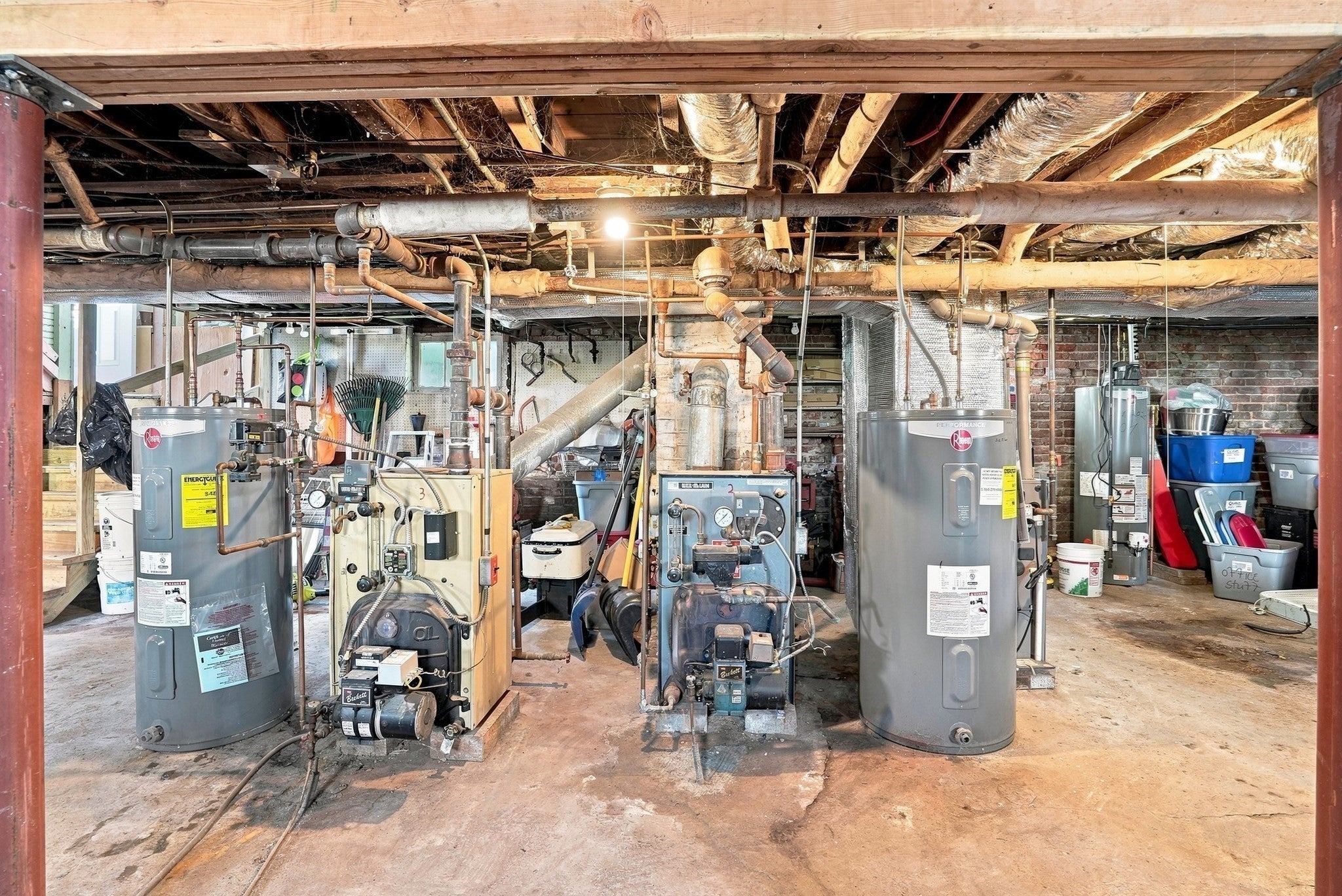 39 Bell St, Chicopee, MA, 39 Bell St, Chicopee, MA Photo #20