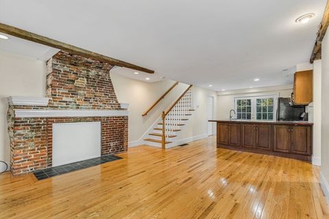 37 Water Street 37 Concord MA 01742