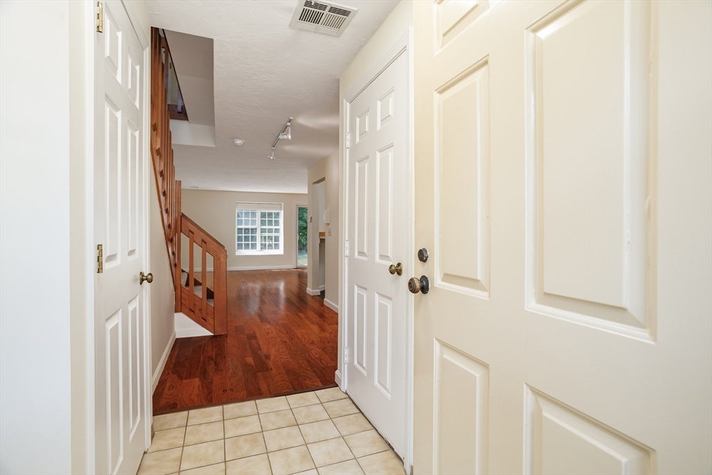 511 Ridgefield Cir 511B