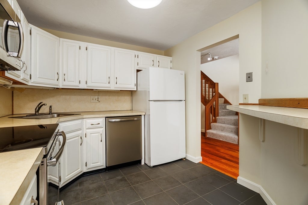 511 Ridgefield Cir 511B