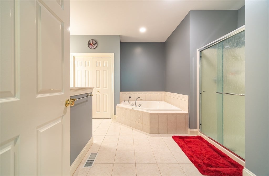 16 High Pine Cir #16, Wilbraham, MA, 16 High Pine Cir #16, Wilbraham, MA Photo #25