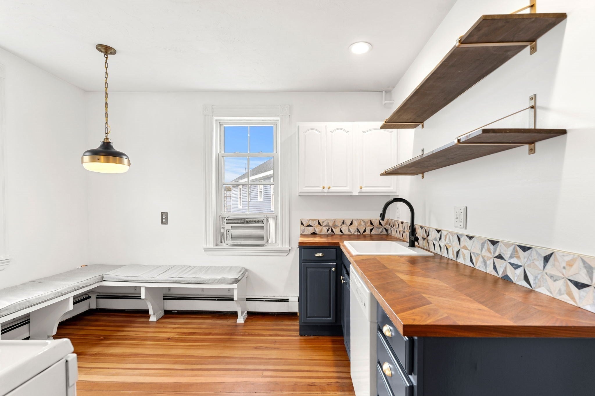 401 Cabot St #4, Beverly, MA, 401 Cabot St #4, Beverly, MA Photo #8