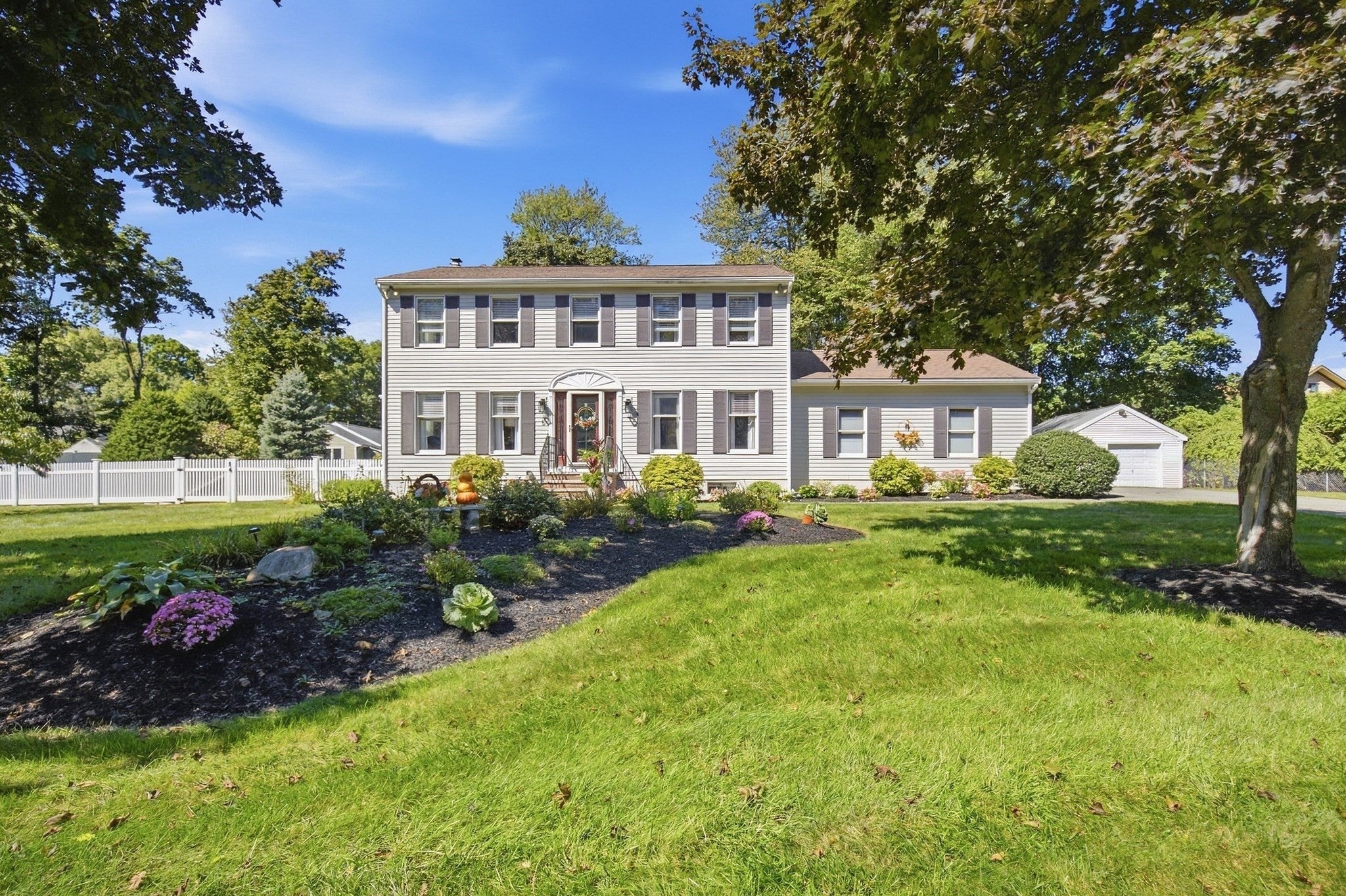 5 Amherst Road, Wilmington, MA, 5 Amherst Road, Wilmington, MA Photo #2