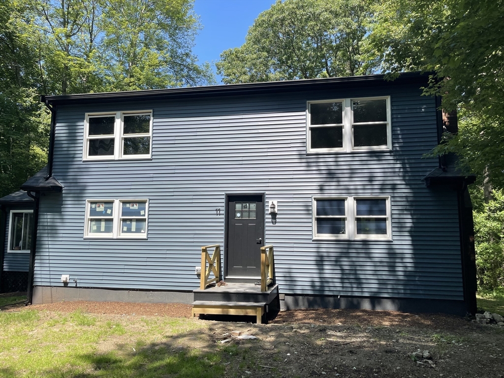 11 Pleasant St