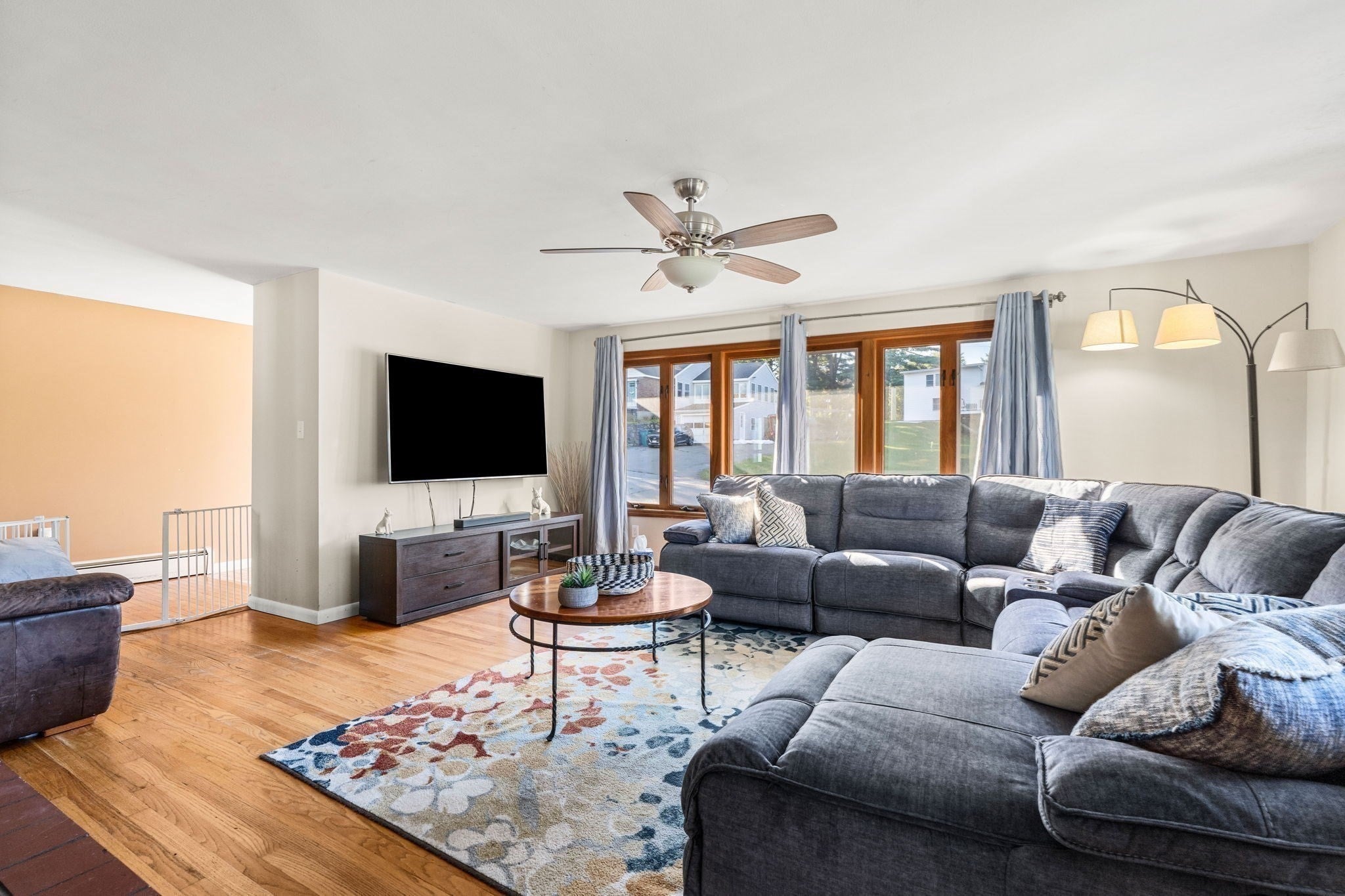 25 Belli Ave