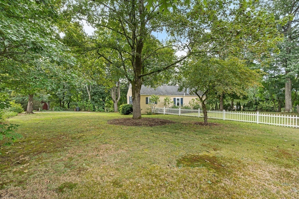 8 Moore Road, Westford, MA Photo #38