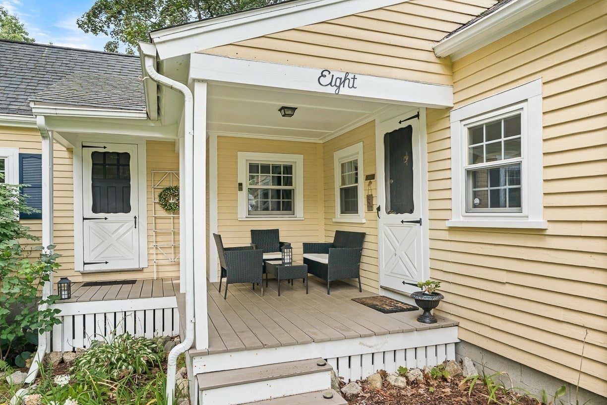 8 Moore Road, Westford, MA Photo #3