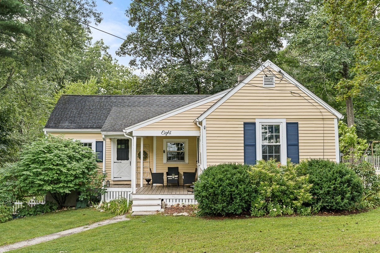 8 Moore Road, Westford, MA Photo #1