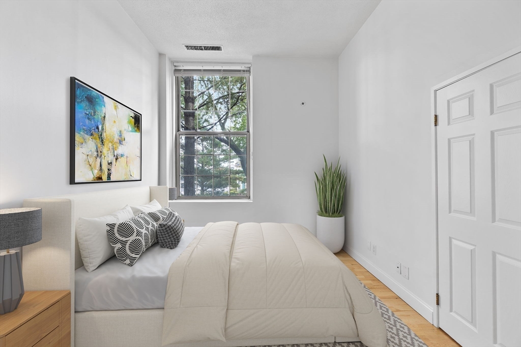 48 Forest Street 201