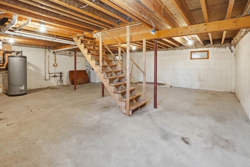 1033 Rodman St, Fall River, MA, 1033 Rodman St, Fall River, MA Photo #30