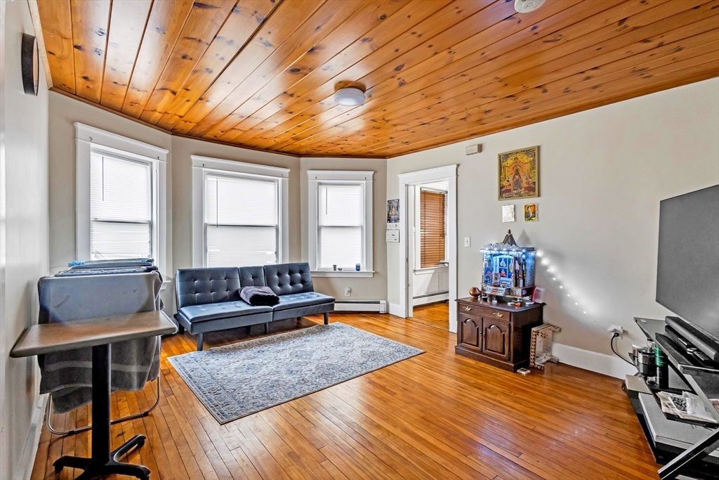 38 Cliff St