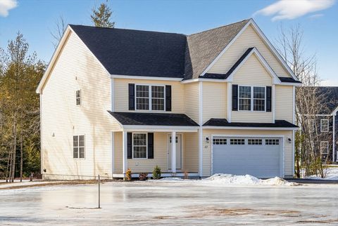 17 Elm Ct Barrington NH 03825