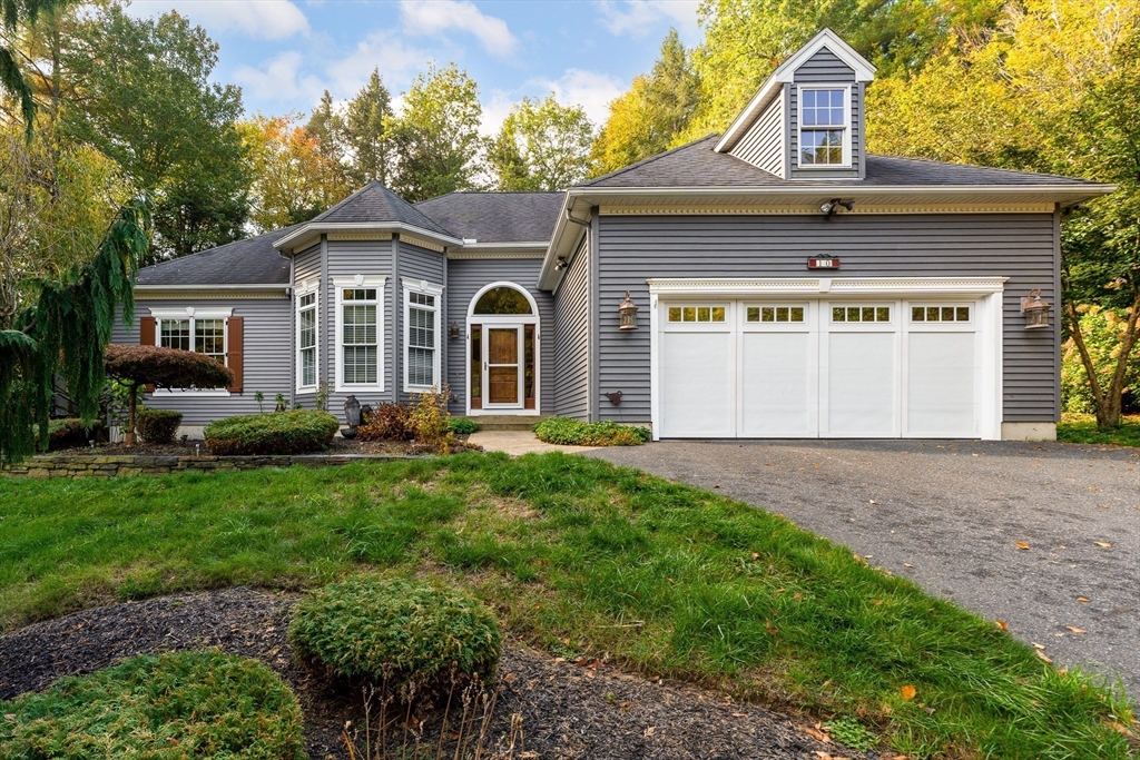 10 Golden Cir