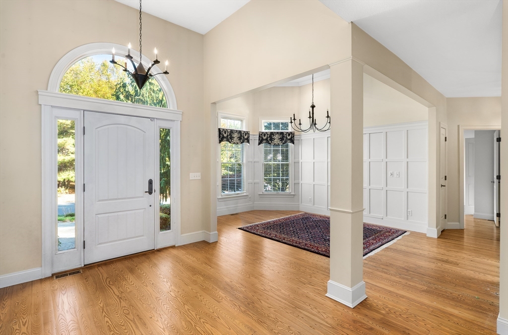 10 Golden Cir