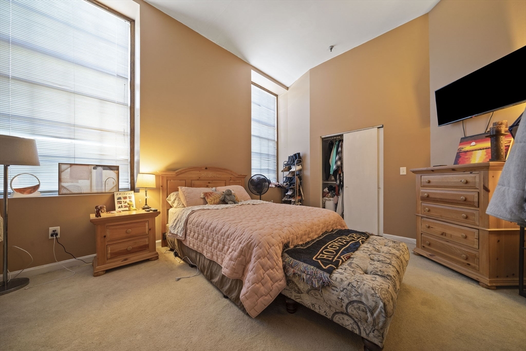 171 O'grady St. 18 aka 206