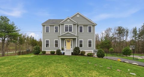 Photo of 925 Pleasant St, Attleboro, MA 02703 (MLS # 73506987)