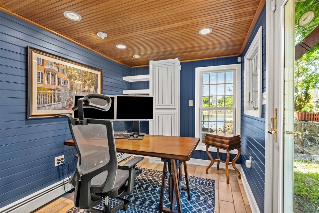 7 Fort Beach Way