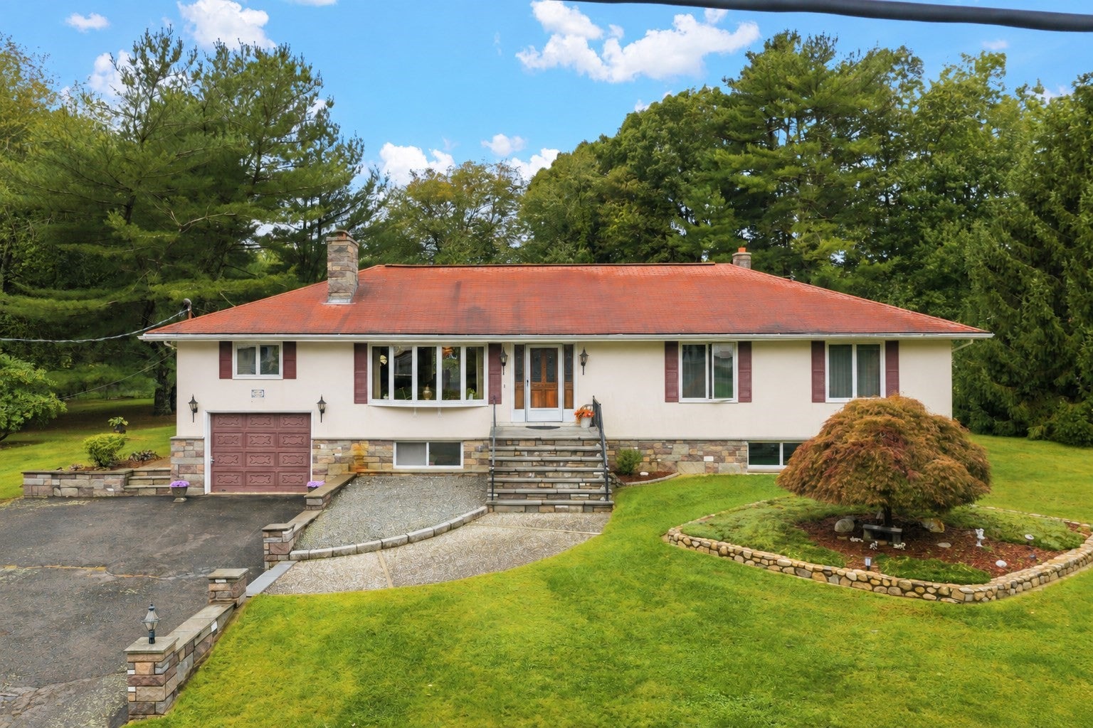 15 Madison Ct, Westport, MA, 15 Madison Ct, Westport, MA Photo #1