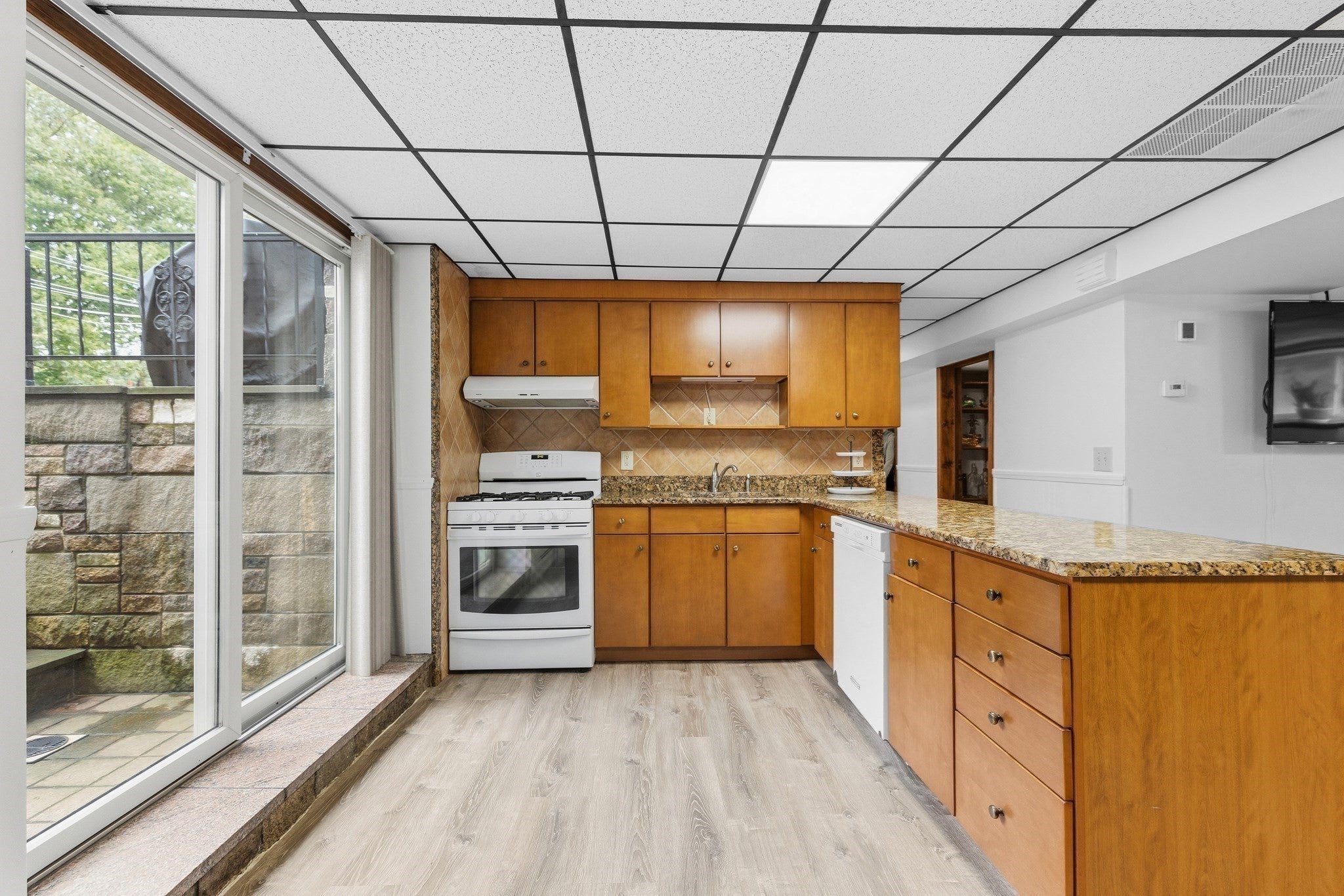 15 Madison Ct, Westport, MA, 15 Madison Ct, Westport, MA Photo #31