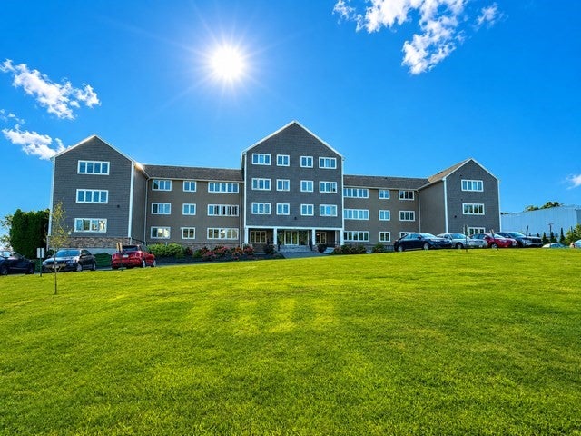 36 Dunham Road #110, Beverly, MA, 36 Dunham Road #110, Beverly, MA Photo #2