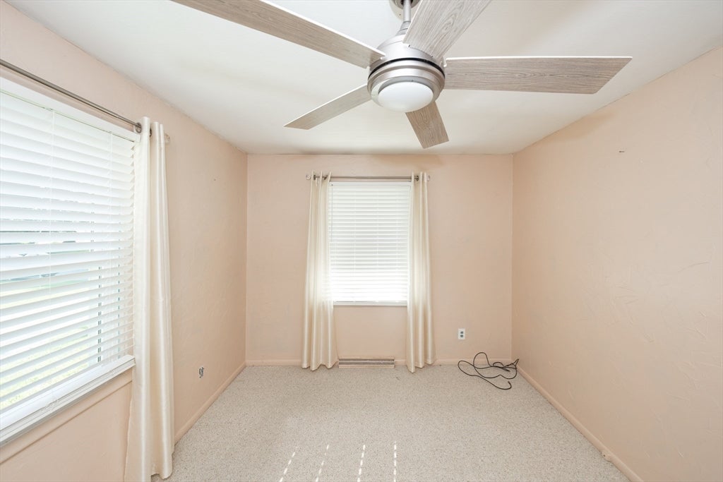 56 Blueberry Ter, New Bedford, MA, 56 Blueberry Ter, New Bedford, MA Photo #15