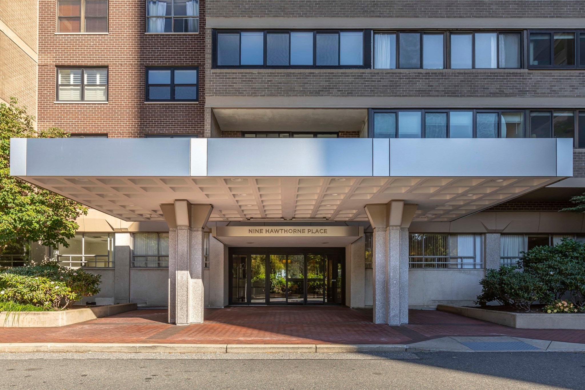 9 Hawthorne Place 7G