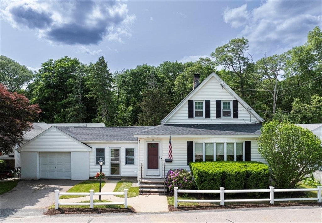 14 Alden St 14