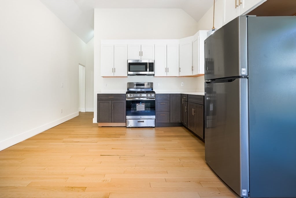 112 Hendrick ST, Providence, RI, 112 Hendrick ST, Providence, RI Photo #2