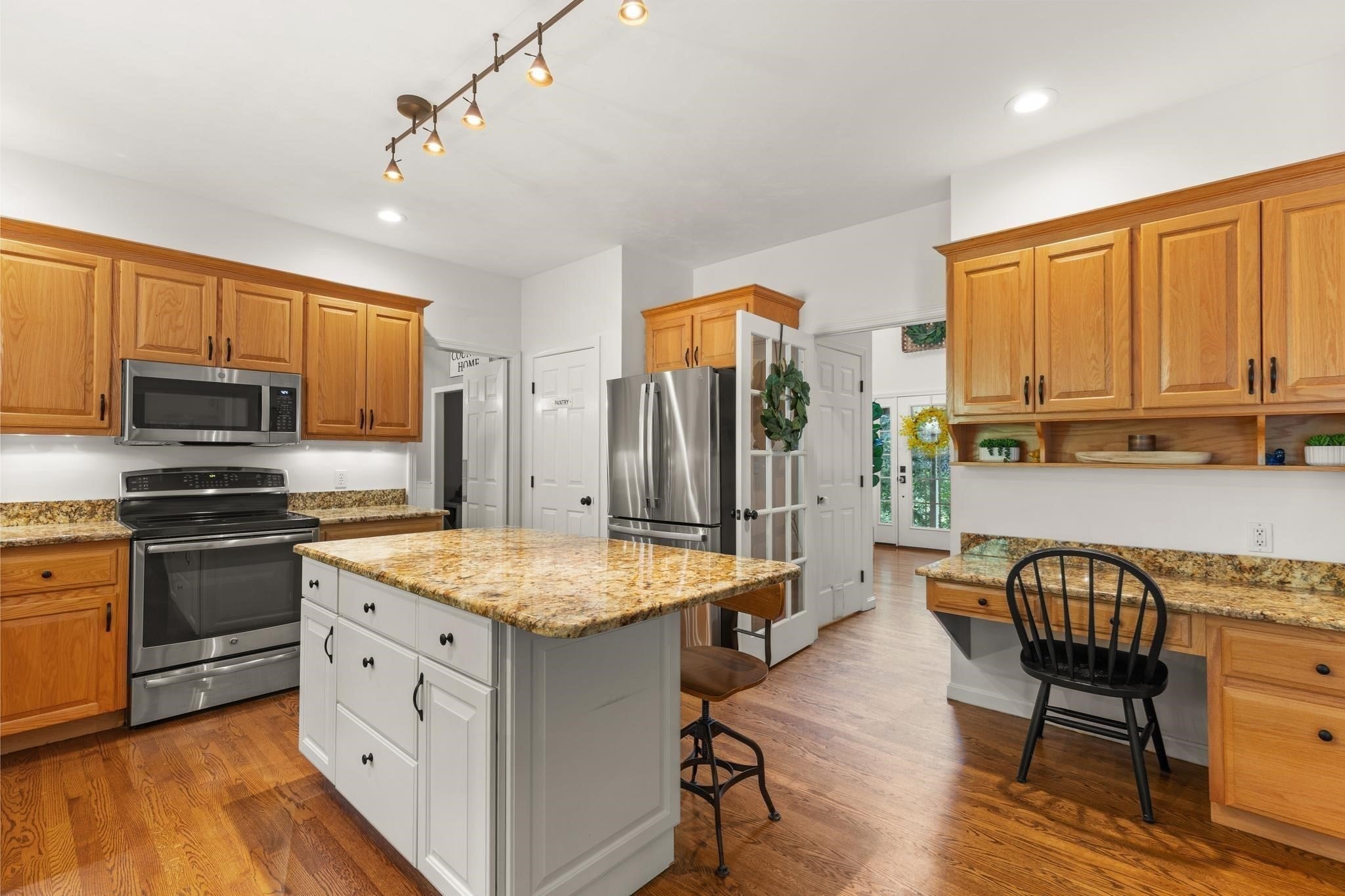 2 Brookside St, Upton, MA, 2 Brookside St, Upton, MA Photo #6