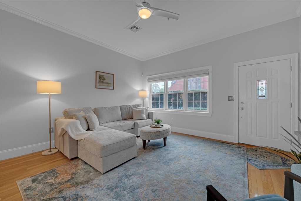 40 Park St 4