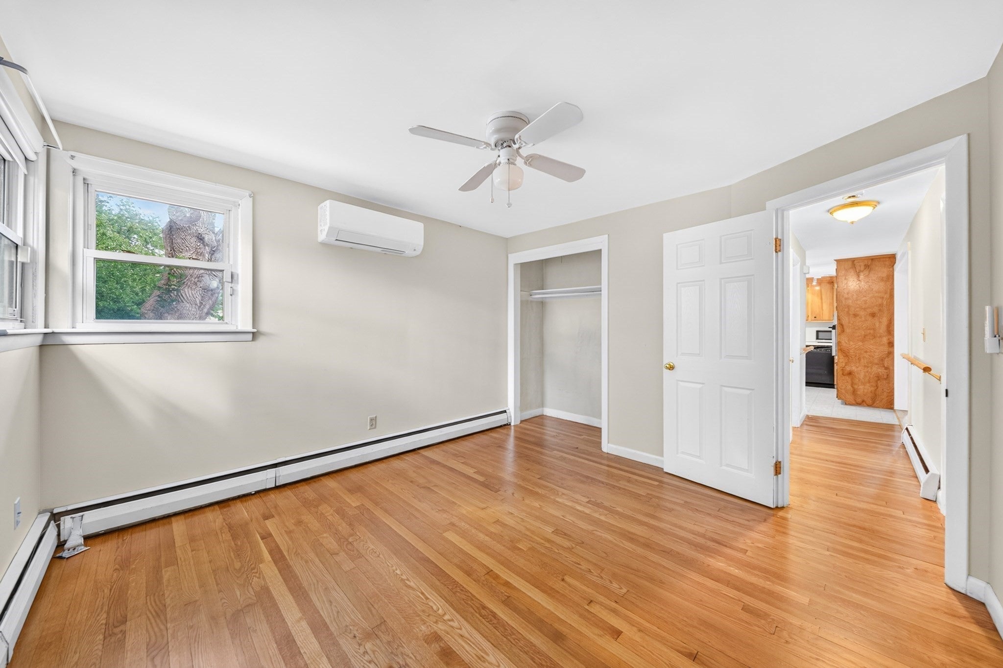 33 Fairchild Ave, Saugus, MA Photo #16
