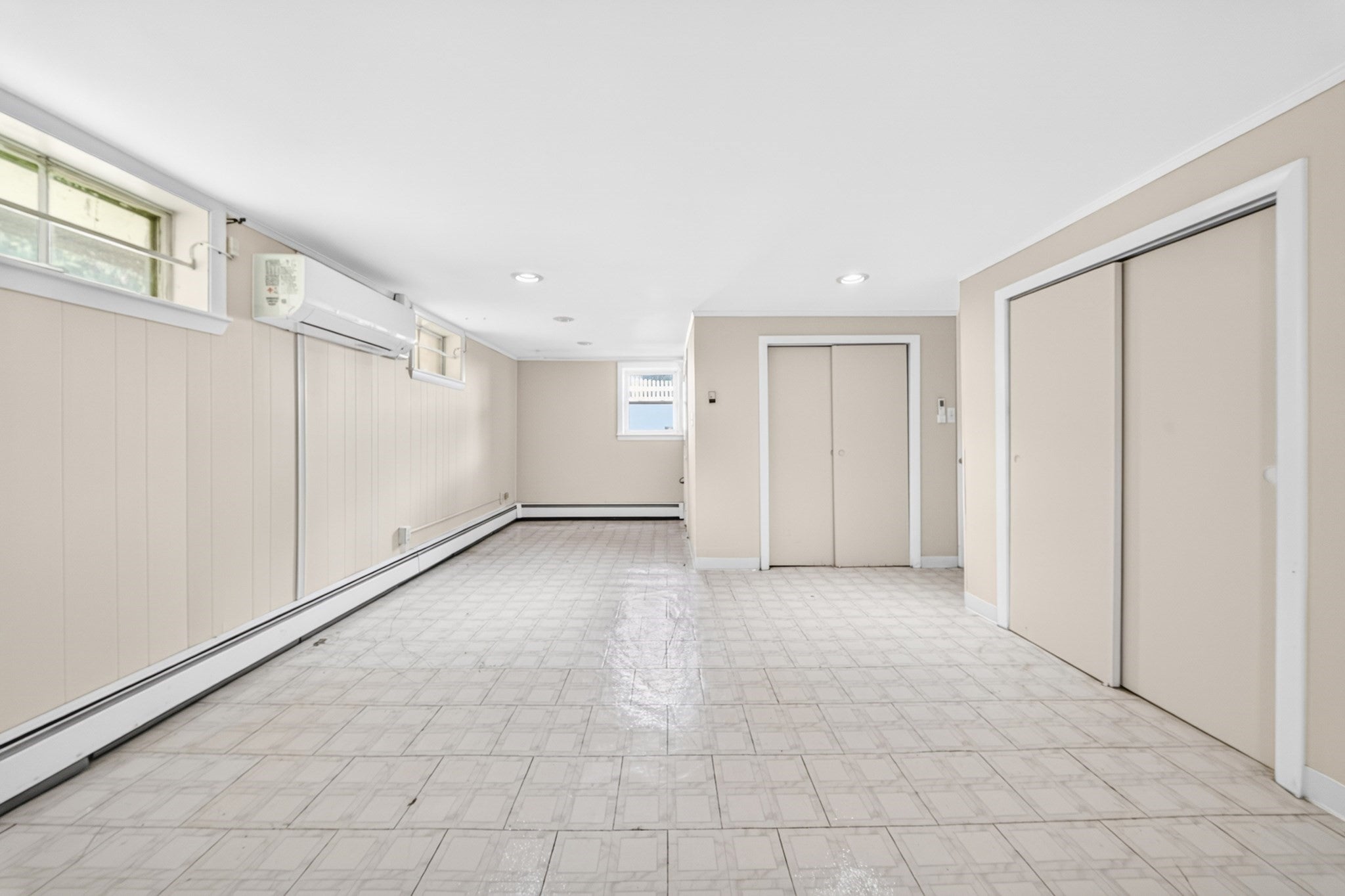 33 Fairchild Ave, Saugus, MA Photo #27