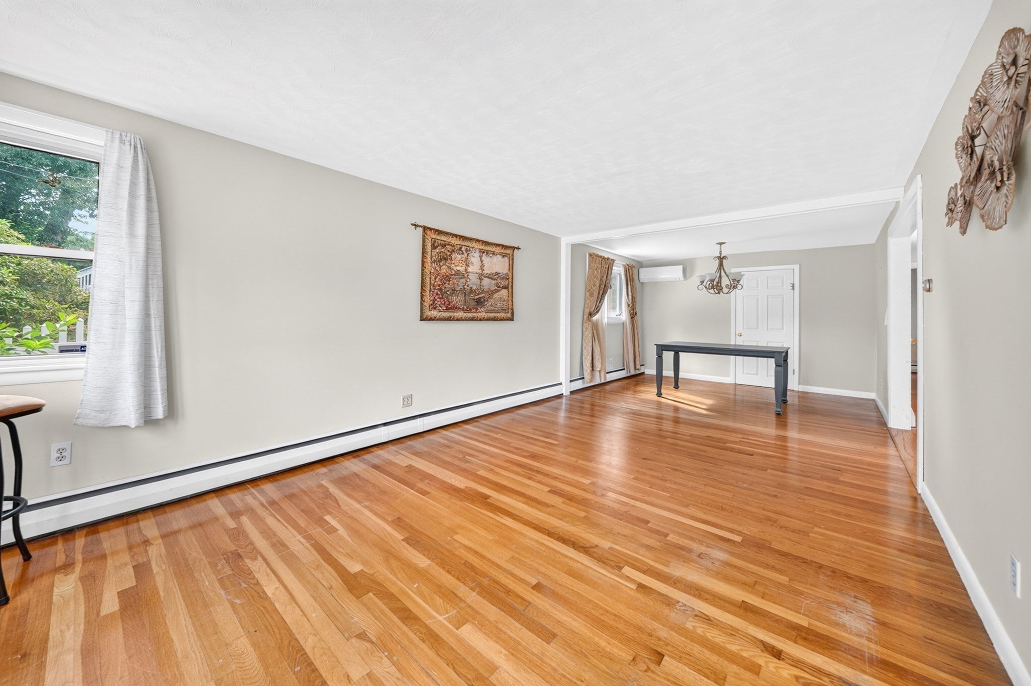 33 Fairchild Ave